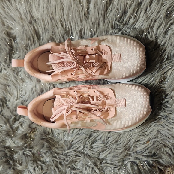 Nike Air Max 2021 - Picture 3 of 5